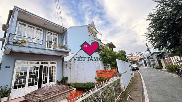 Bán nhà phố mặt tiền Cổ Loa Phường Xuân Hương - Đà Lạt trung tâm tiện an cư nghỉ dưỡng.