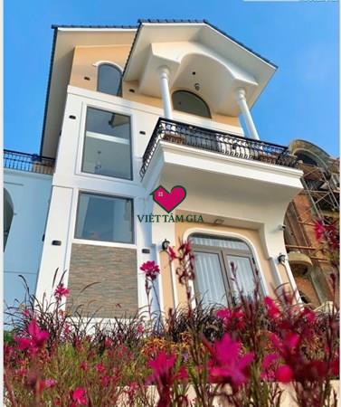 Bán biệt thự sân vườn đường Trịnh Hoài Đức Phường Xuân Trường - Đà Lạt thuận tiện nghỉ dưỡng.