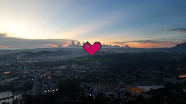 Bán đất view thành phố Đồi Huy Hoàng Phường Lâm Viên - Đà Lạt