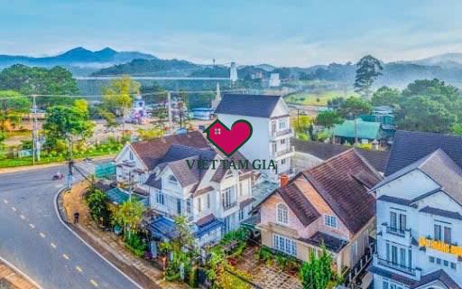 Bán nhà đường Ngô Tất Tố Phường Lâm Viên - Đà Lạt đang cho thuê 17tr/ tháng.