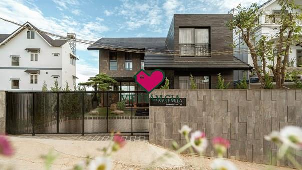 Bán biệt thự hẻm Nam Hồ Phường Xuân Trường - Đà Lạt thiết kế đẹp kinh doanh tốt.