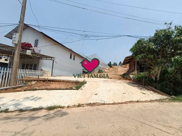 Bán đất KQH Măng Lin Phường Lang Biang - Đà Lạt view cao thoáng đẹp .