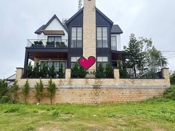 Bán đất mặt tiền đường Nam Hồ Phường Xuân Trường - Đà Lạt thuận tiện đi lại.